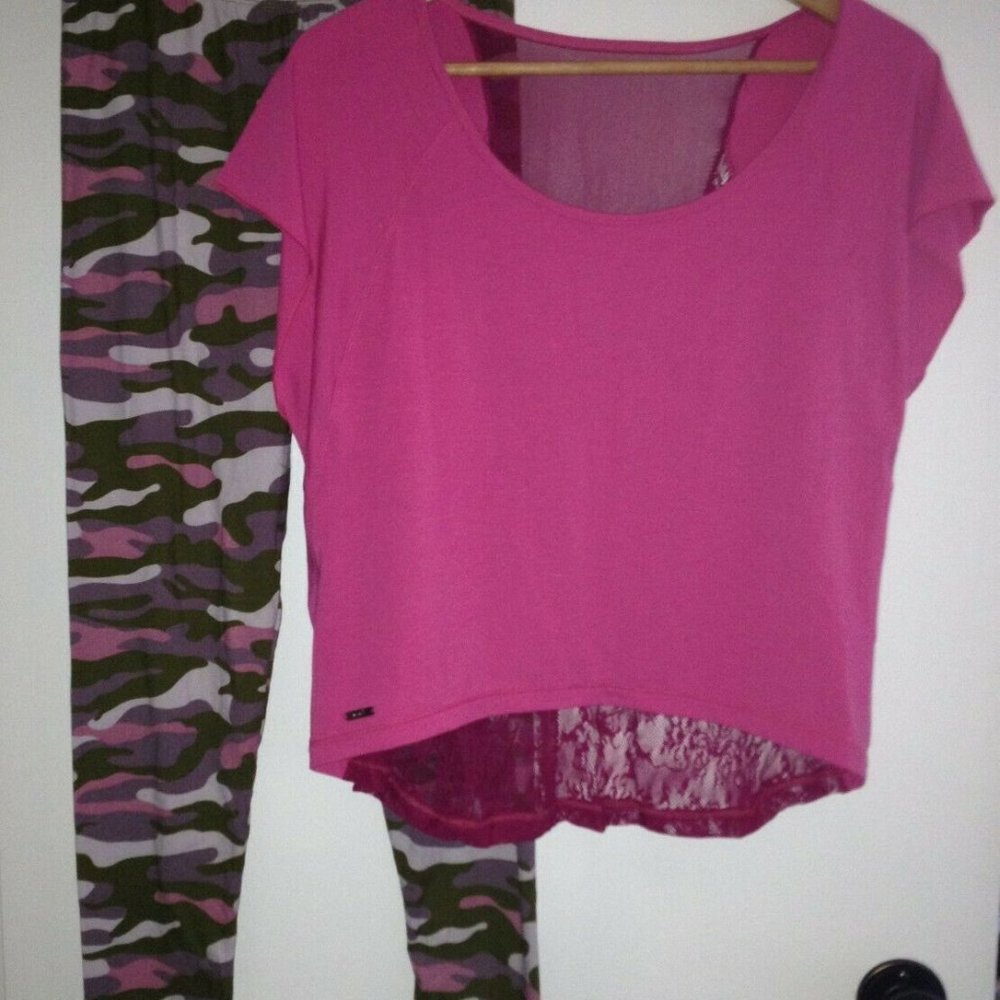 LOLE Lalita Top (preloved) & RING Camo Leggings (NWT), Size Small